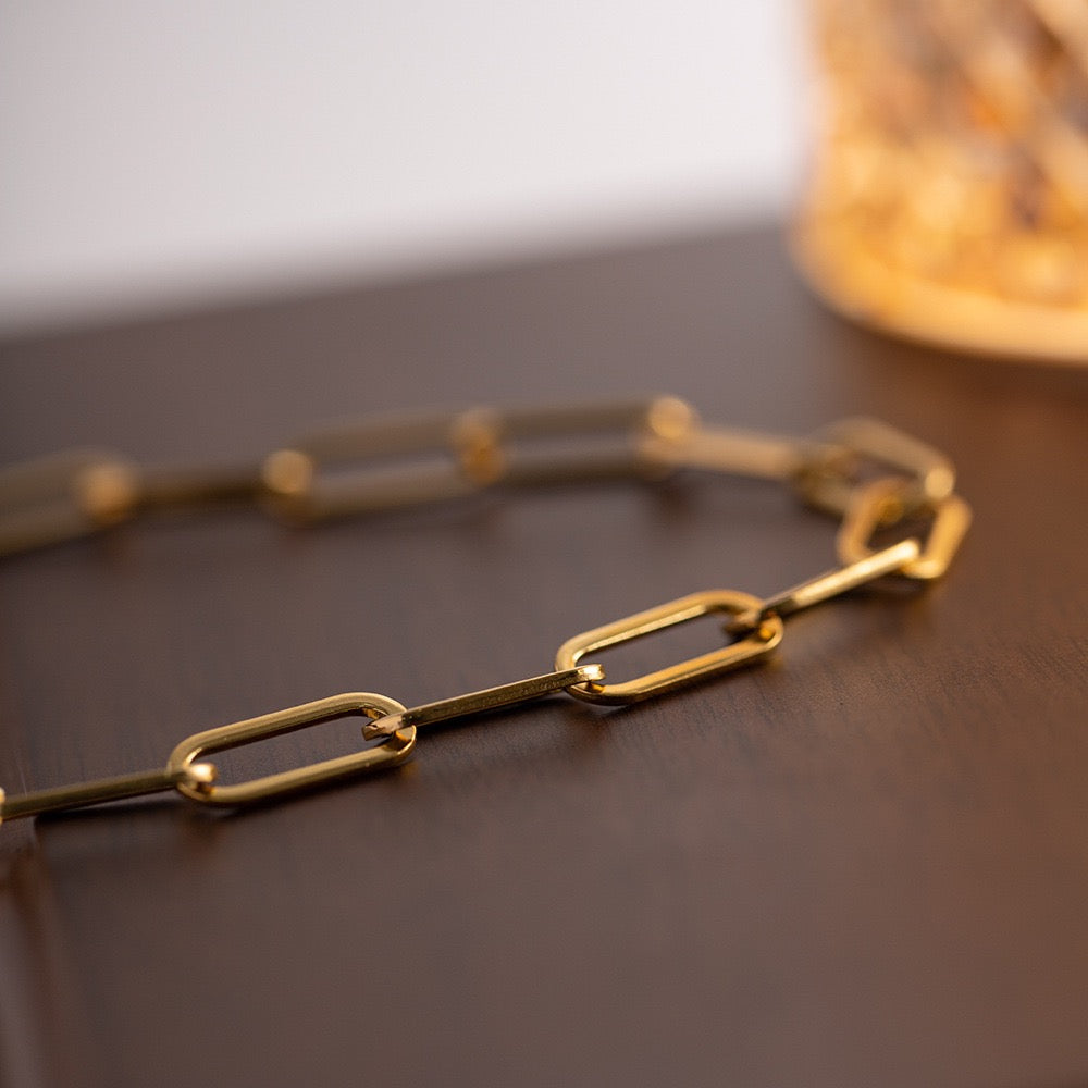 18K Gold Classic Paperclip Chain Necklace