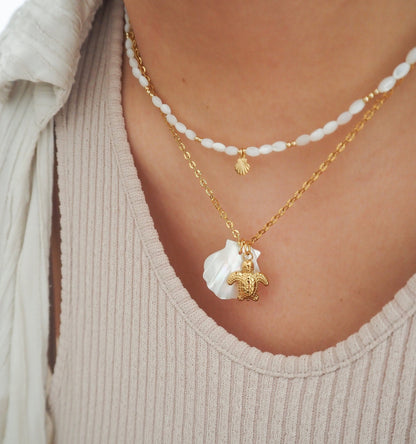 18K Gold Mother of Pearl Seashell Ocean Charm Pendant Necklace