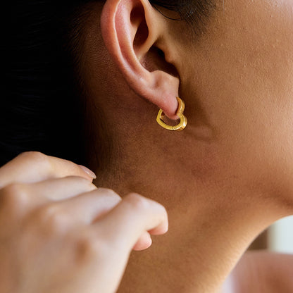 18K Gold Sweetheart Star Heart Small Hoop Huggie Earrings