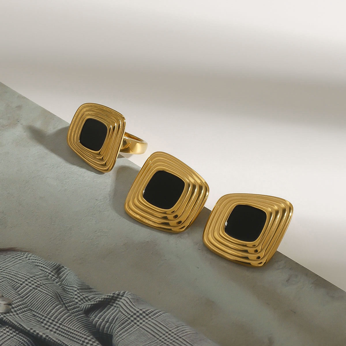 18K Gold Golden Age Black Onyx Statement Stud Earrings
