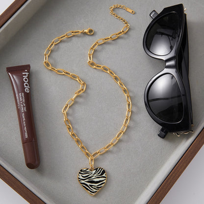 18K Gold Zebra Print Heart Pedant Paper Clip Chain Beaded Pearl Layered Necklace Set