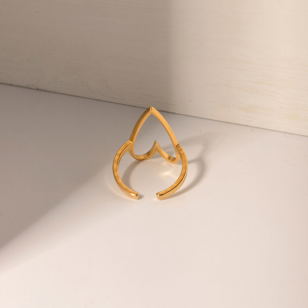 18K Gold Bold Heart Statement Ring