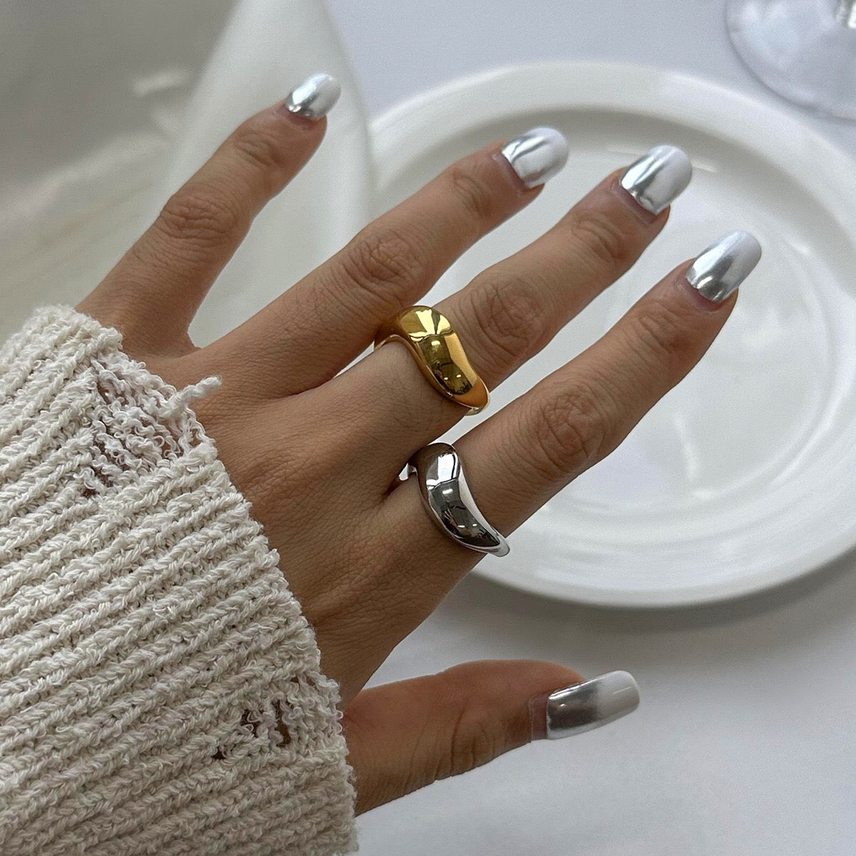 18K Gold Free Flow Puffy Stacking Ring