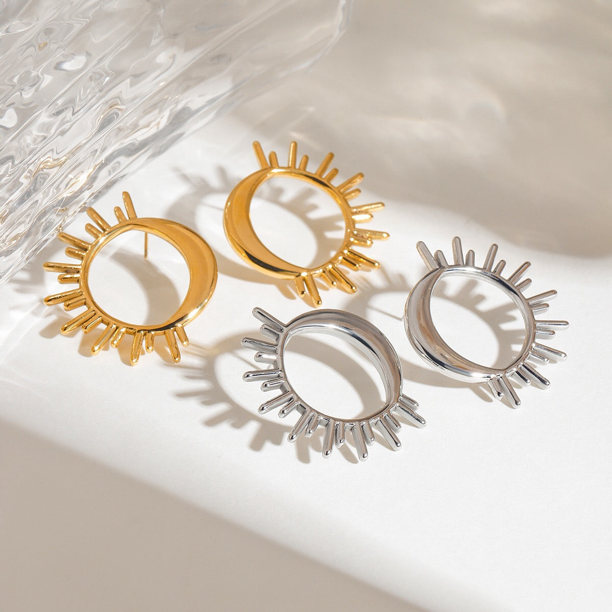 18K Gold Glowing Sun Statement Stud Earrings