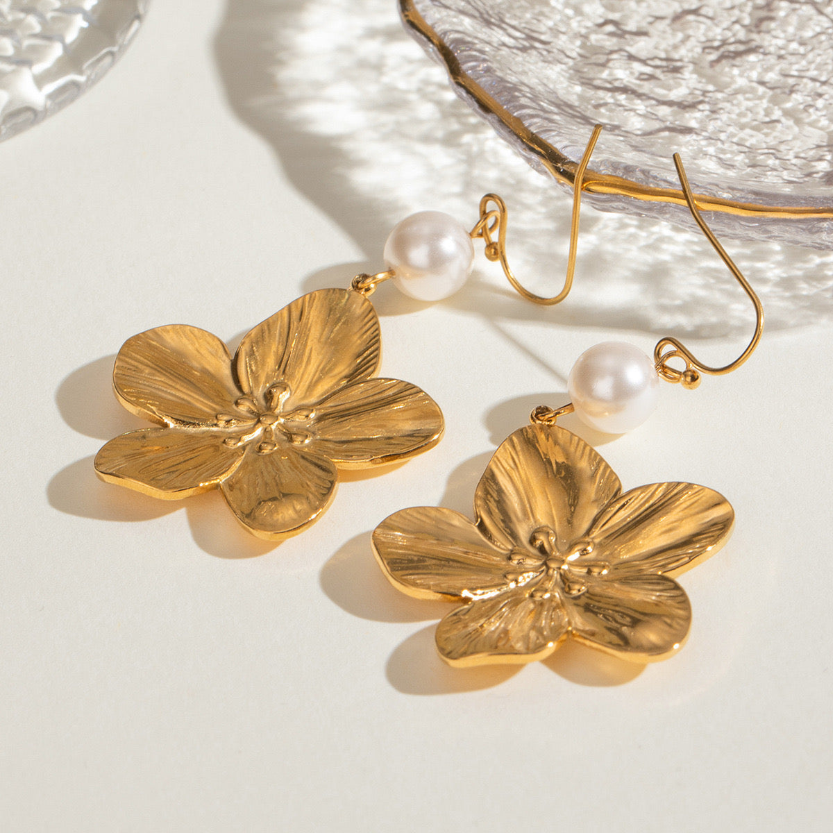 18K Gold Tropical Flower Pearl Dangle Earrings