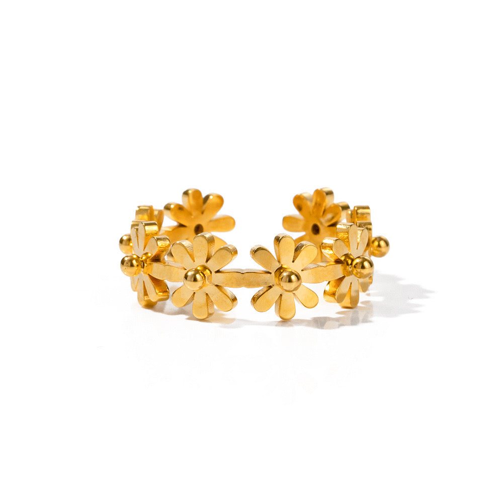 18K Gold Daisy Blossom Flower Band Ring