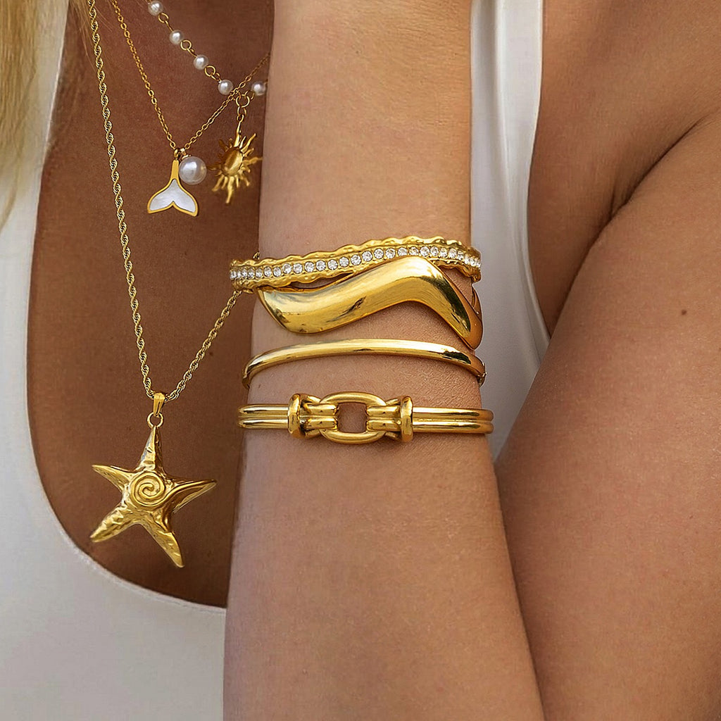 18K Gold Starry Bangle Bracelet