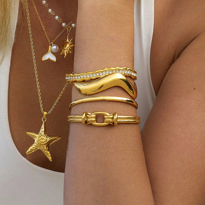 18K Gold Starry Bangle Bracelet