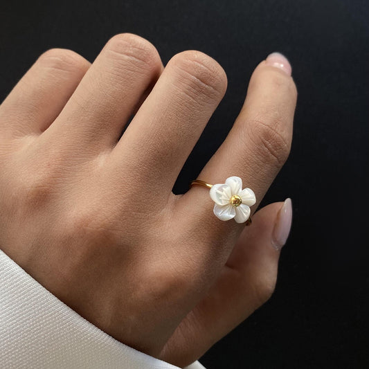 18K Gold White Flower Stacking Ring