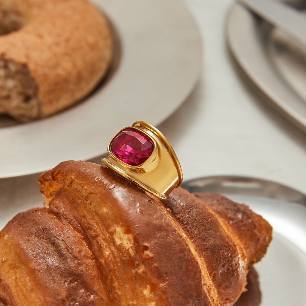 18K Gold Power Pink Statement Cocktail Ring