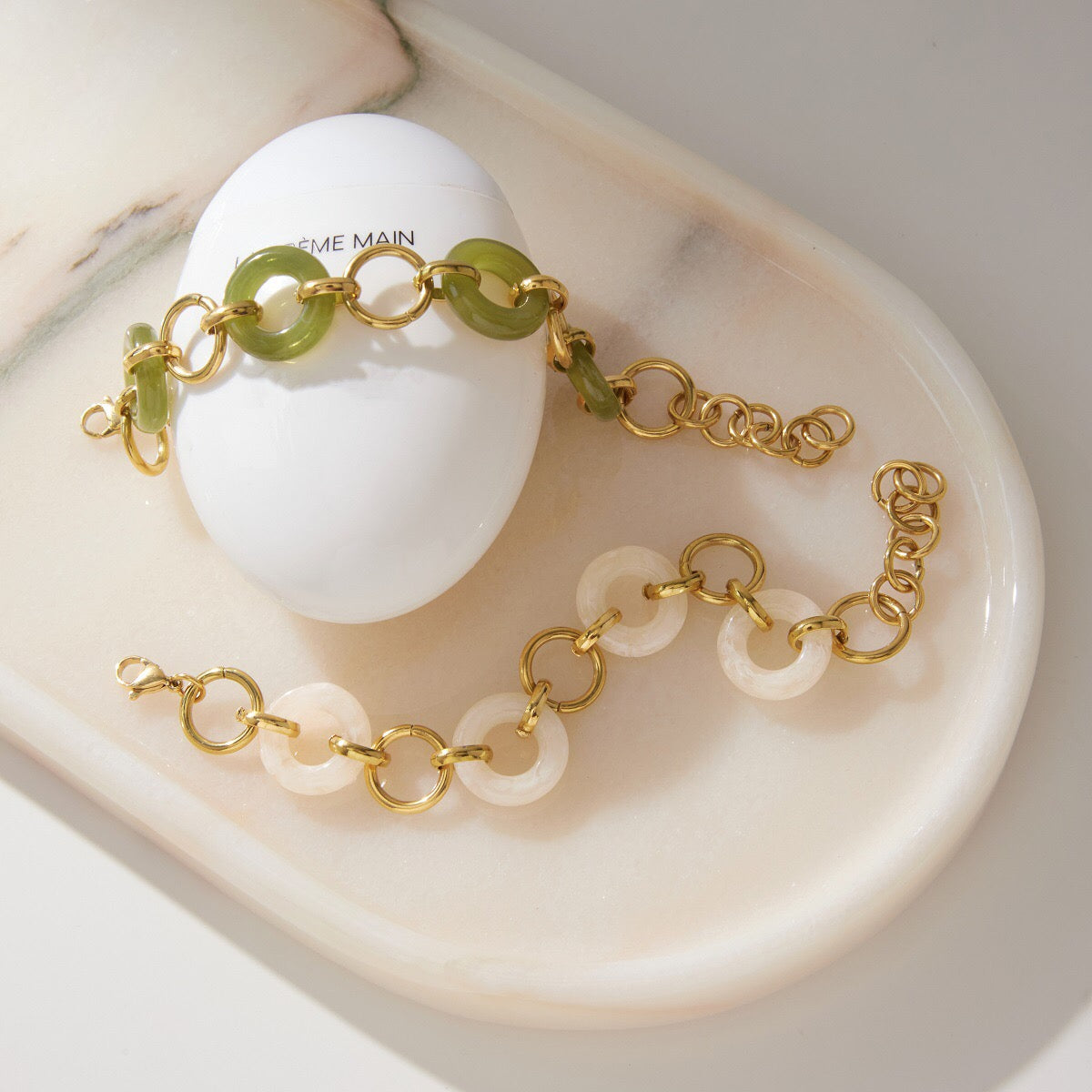 18K Gold Aura Loop Circle Chain Statement Bracelet