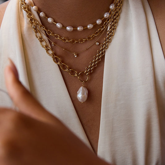 18K Gold Royal Pearl Pendant Dainty Chain Layered Necklace Set