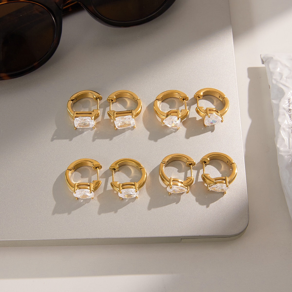 18K Gold Essential Bling Small Hoop Huggie Earrings