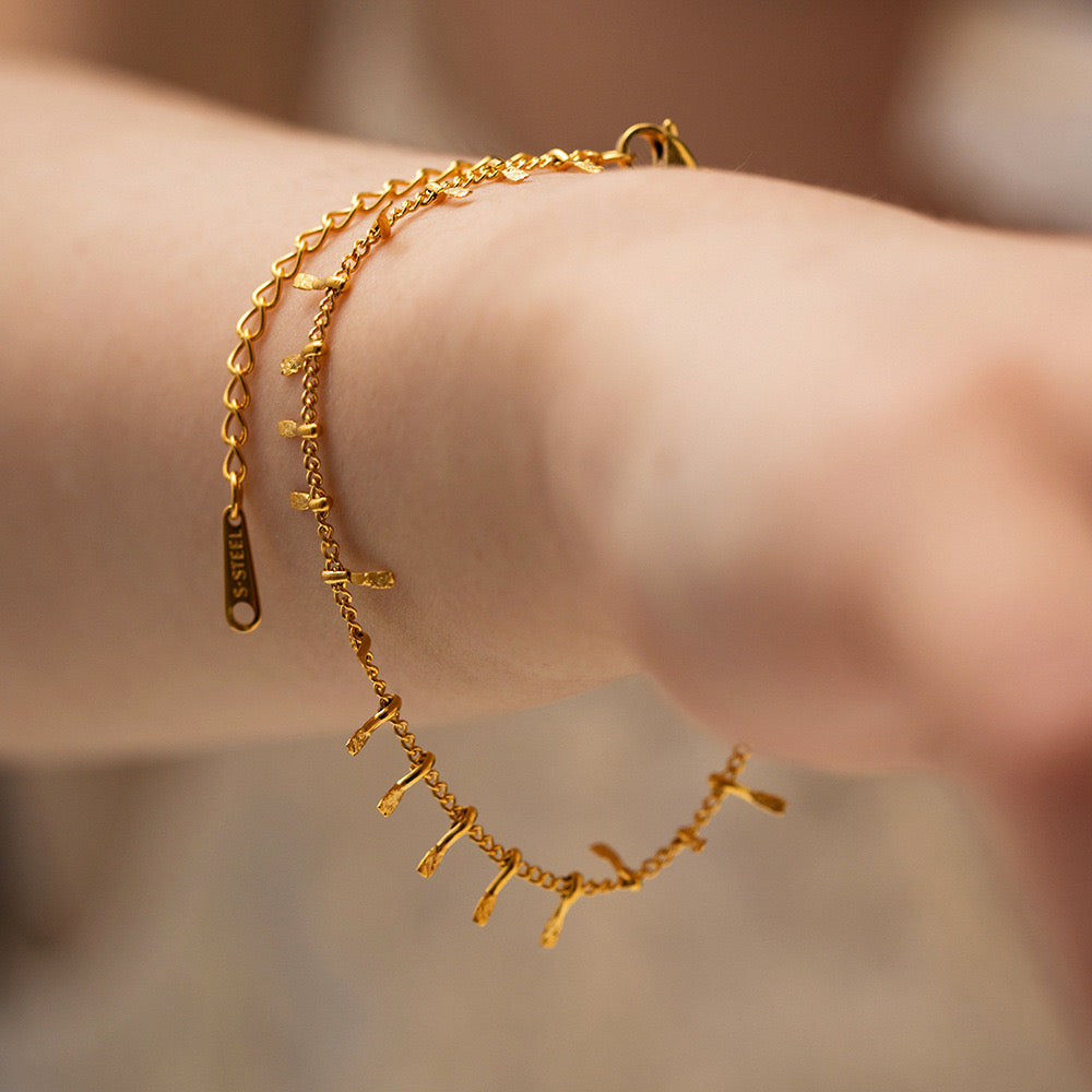 18K Gold Fringe Chain Bracelet