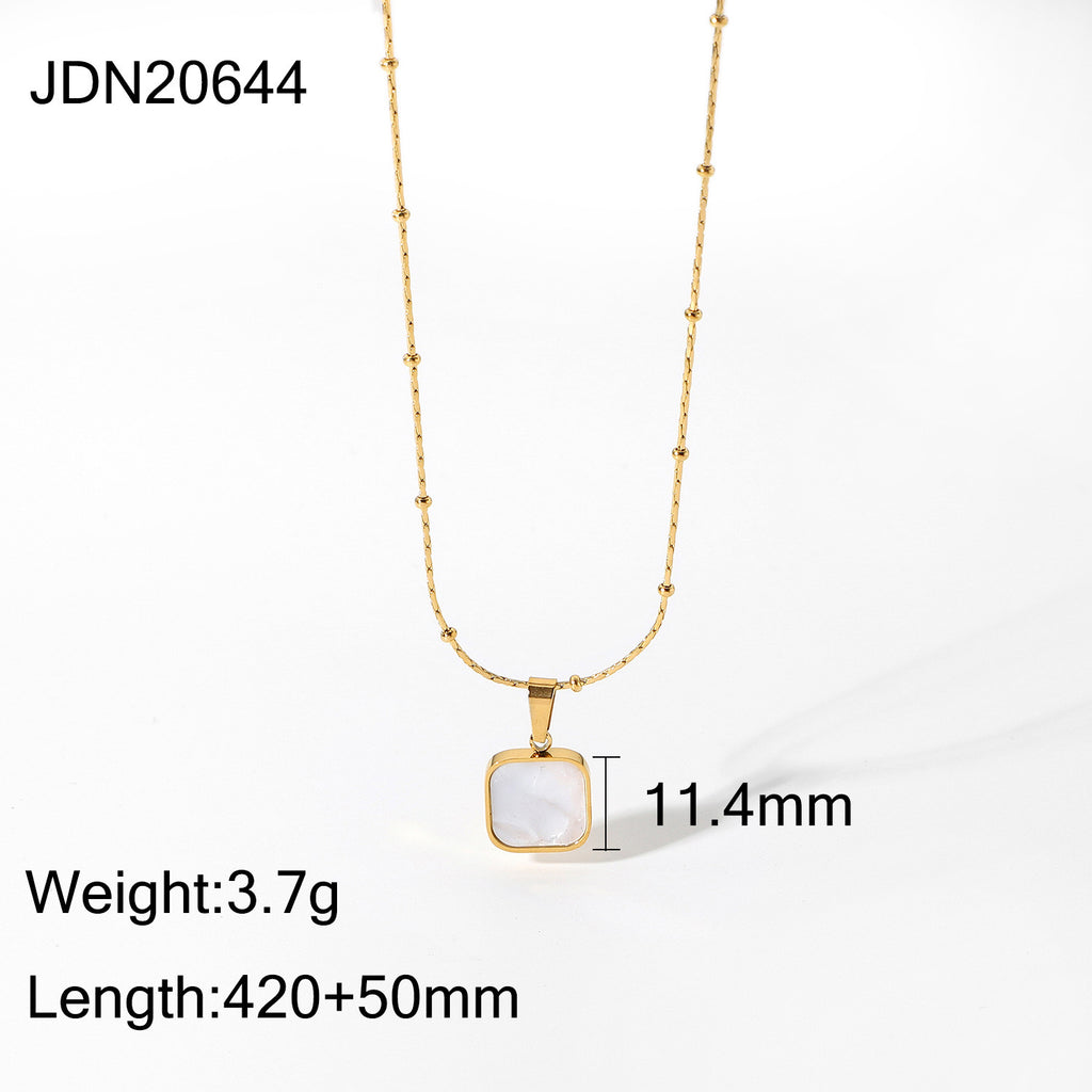 18K Gold Mother of Pearl Dainty Pendant Necklace