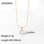 18K Gold Mother of Pearl Dainty Pendant Necklace