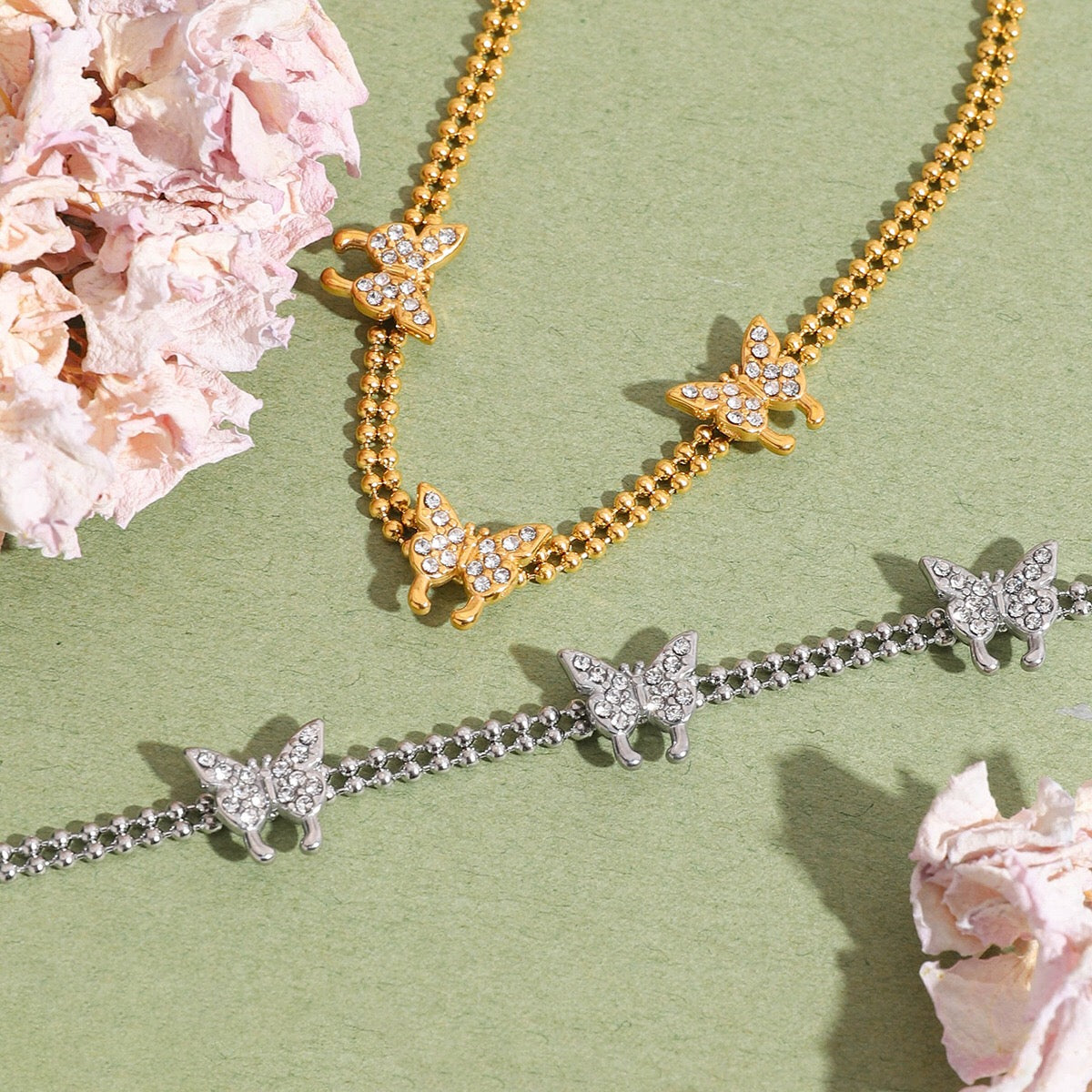 18K Gold Flutter Pave Butterfly Chain Bracelet