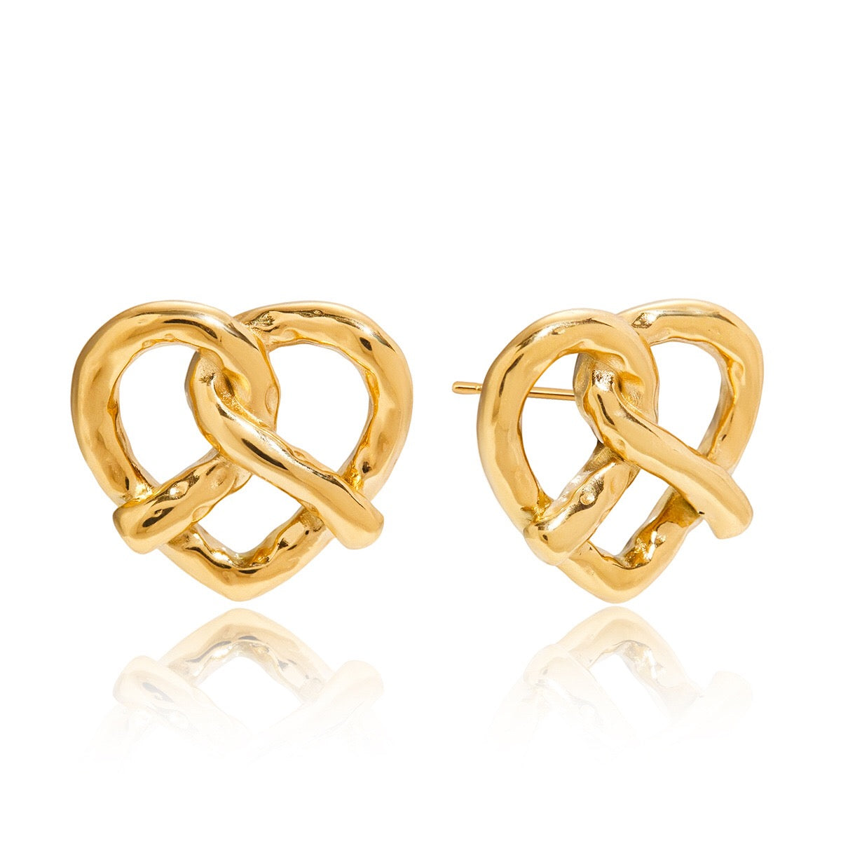 18K Gold Heart Pretzel Cute Stud Earrings