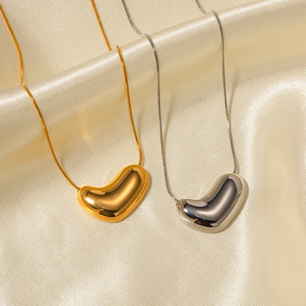 18K Gold Liquid Heart Pendant Statement Necklace
