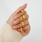 18K Gold Croissant Ring