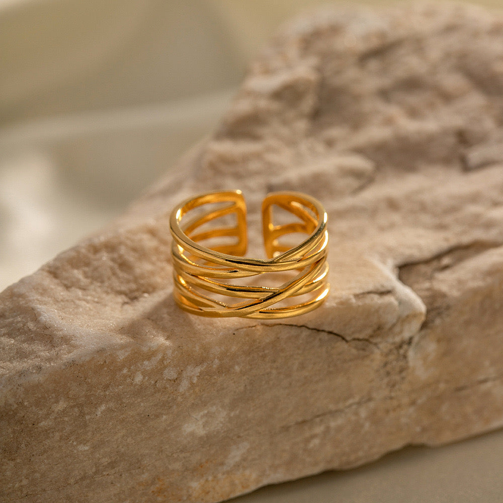 18K Gold Crossover Band Cuff Ring