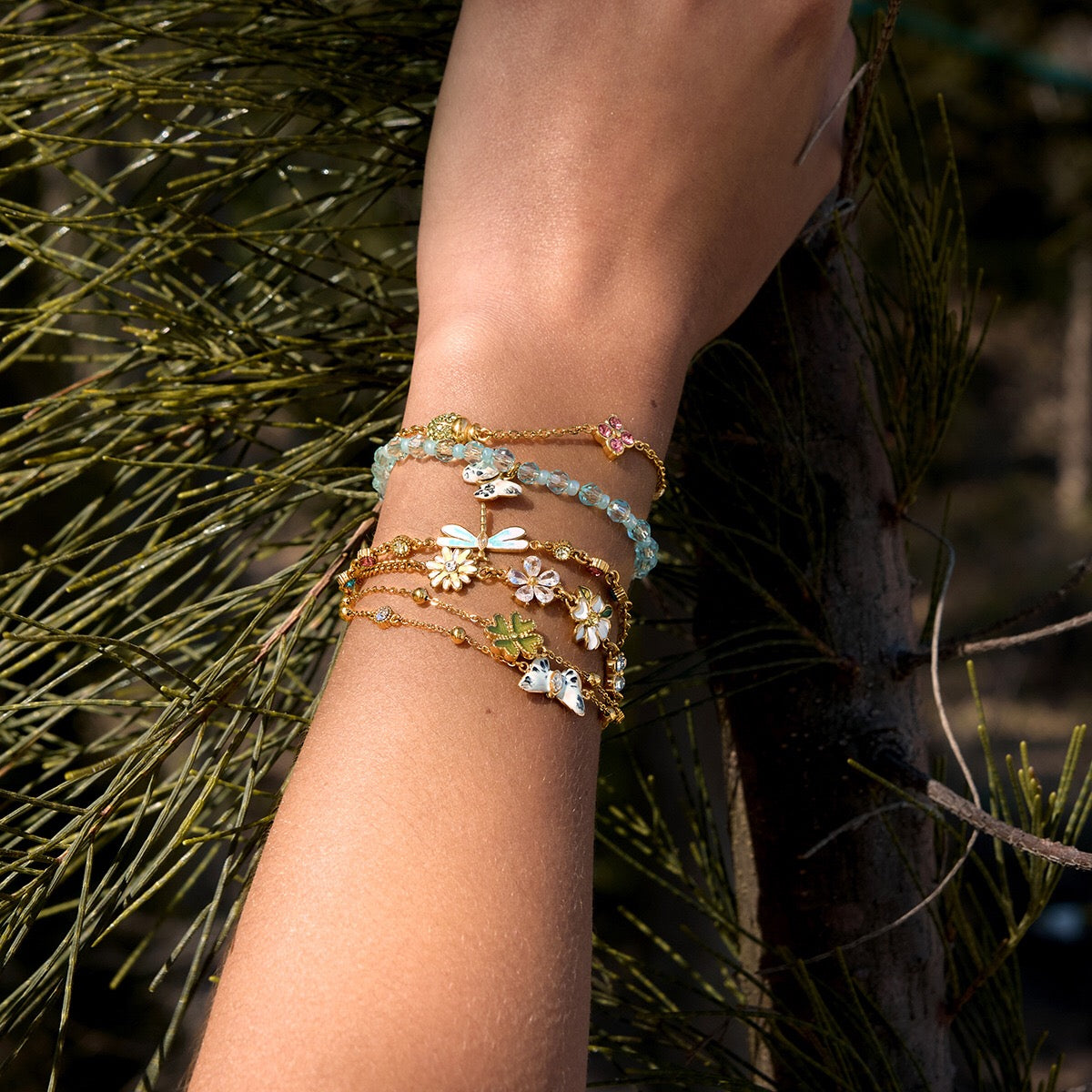 18K Gold Enchanted Garden Flower Dragonfly Butterfly Dainty Bracelet