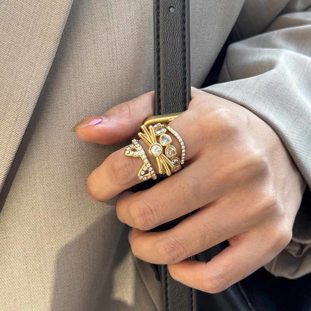 18K Gold Whiskered charm Pave Cat Tennis Stacking Ring