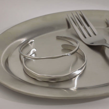 18K Gold Minimalist Edge Simple Wave Stacking Cuff Bangle Bracelet