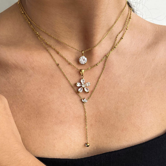 18K Gold Crystal Kiss Flower Pendant Lariat Layered Necklace Set