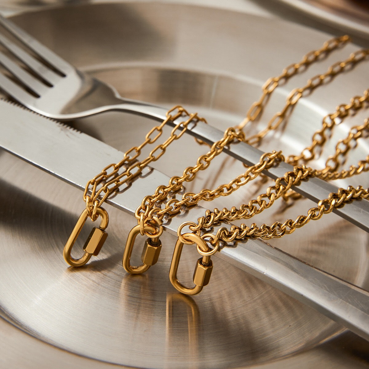 18K Gold Carabiner Paperclip Cuban Link Cable Chain Charm Necklace