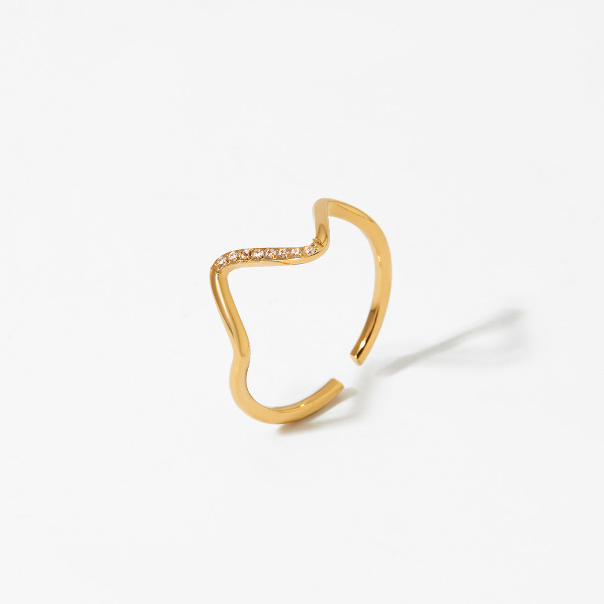 18K Gold Minimalist Chic Ring