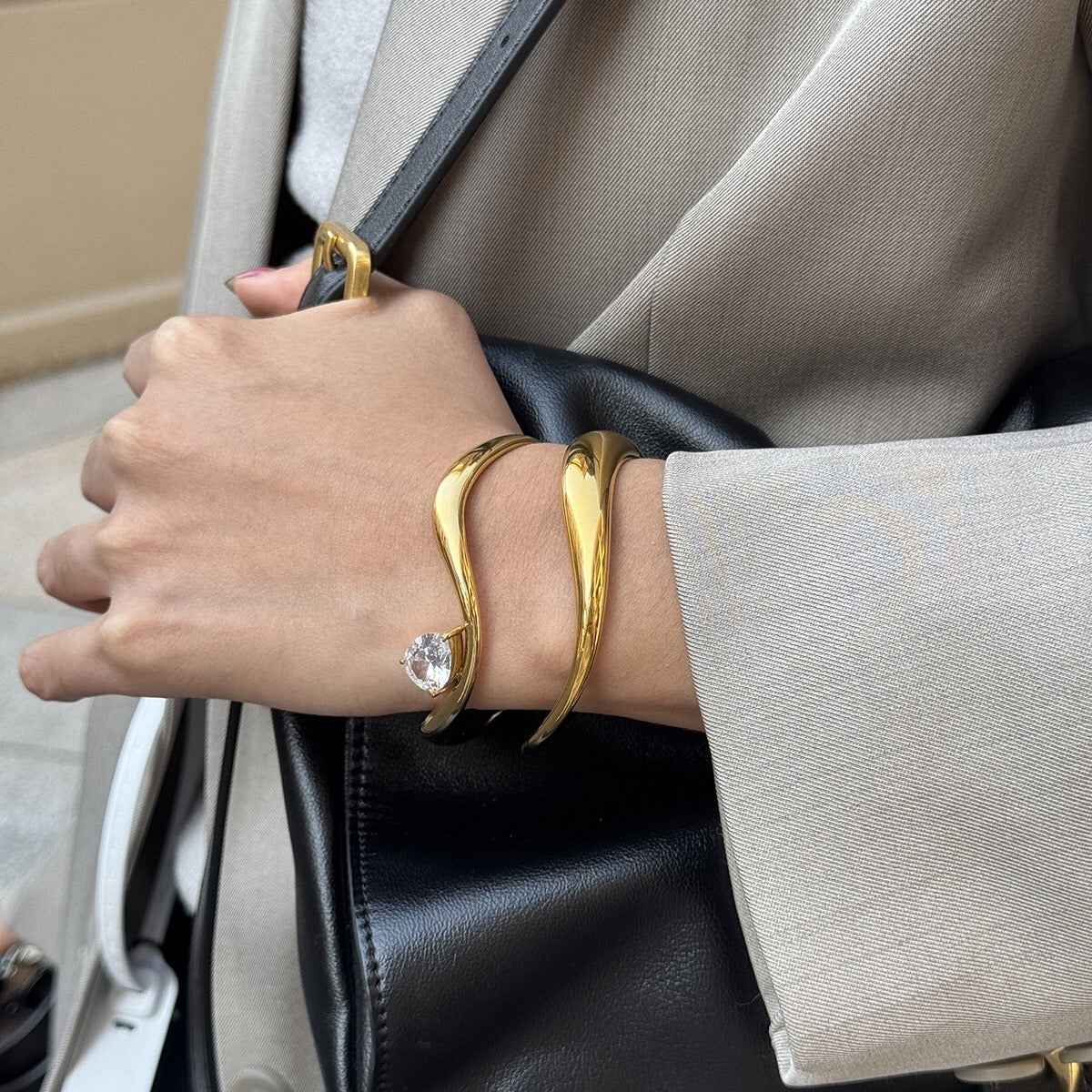 18K Gold Curved Seduction Statement Cuff Bangle Bracelet