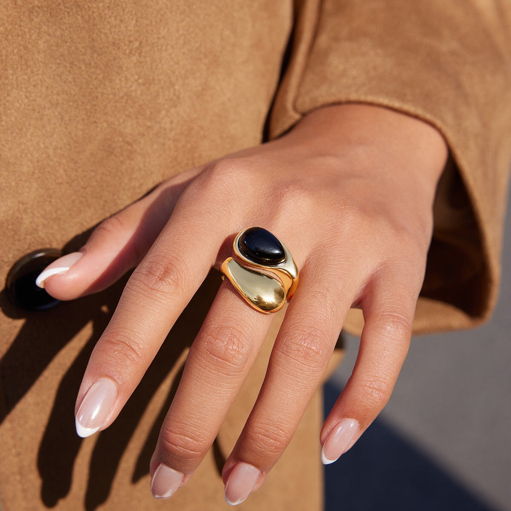 18K Gold Modern Royalty Gemstone Pearl Statement Ring