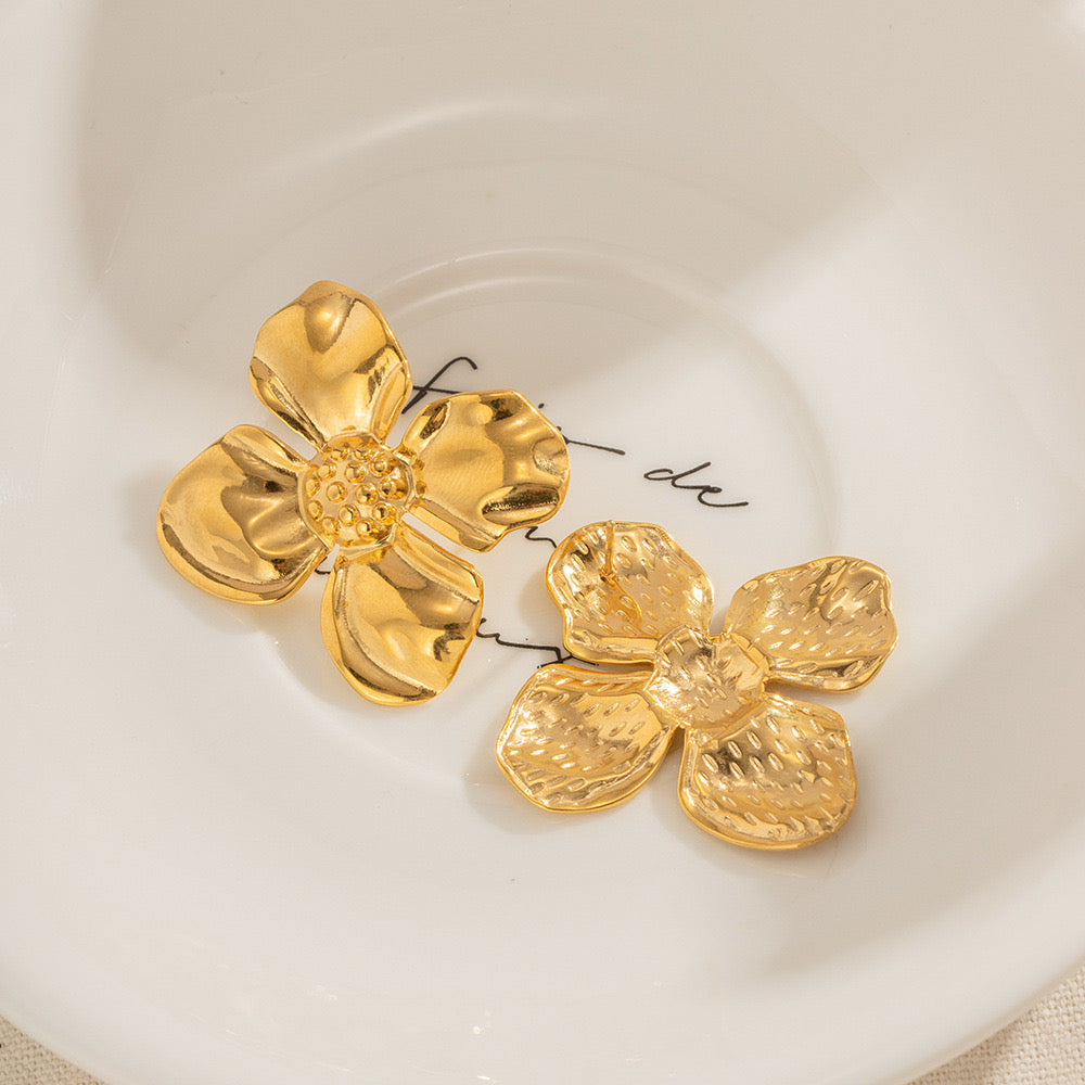 18K Gold Summer Flower Statement Stud Earrings