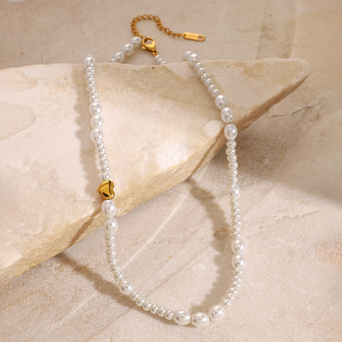 18K Gold Heart Pearl Chain Beaded Collar Necklace