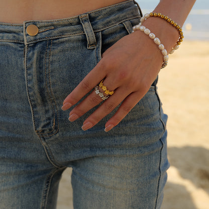 18K Gold Flower Ring