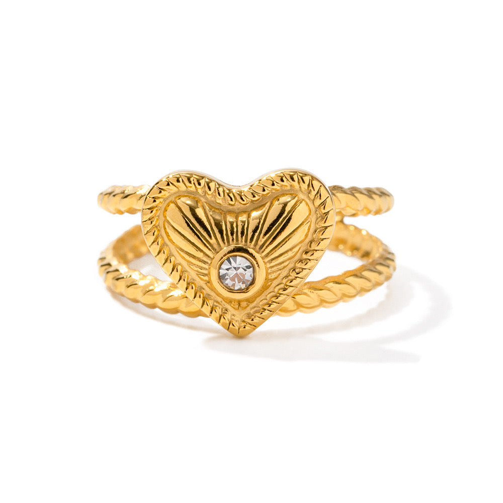 18K Gold Vintage Inspired Heart Ring