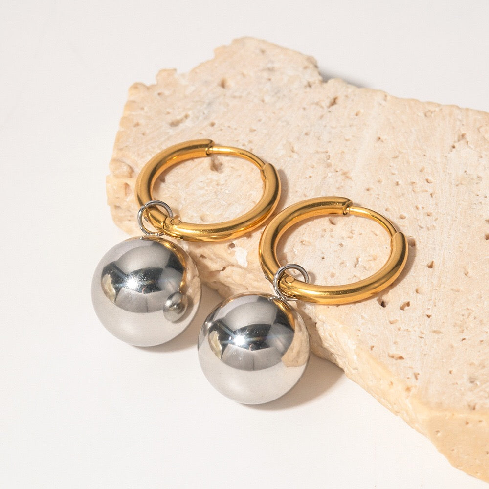 18K Gold Chic Ball Dangle Small Hoop Huggie Earrings
