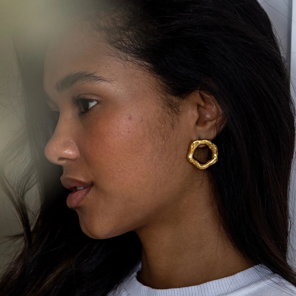 18K Gold Bubble Circle Stud Earrings