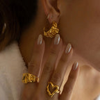 18K Gold Chic Design Small Hoop Huggie Earrings