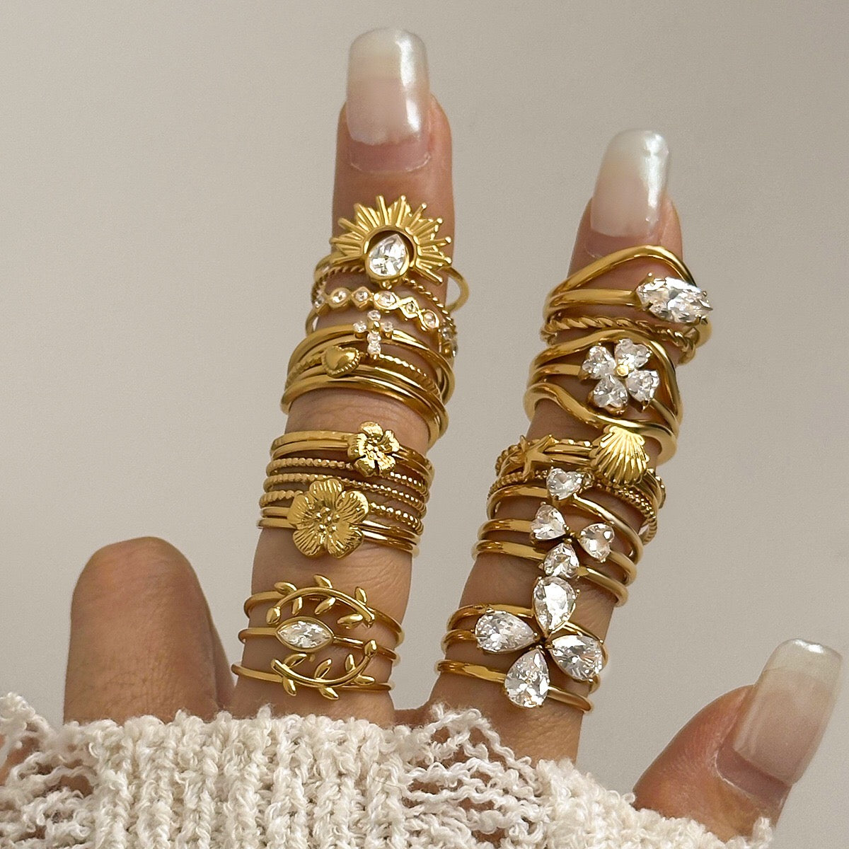 18K Gold Goddess Glow Four Leaf Clover Stacking Rings Set