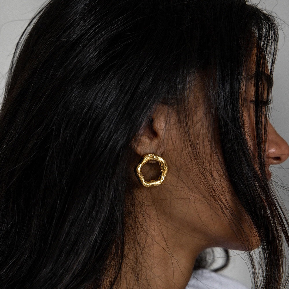 18K Gold Bubble Circle Stud Earrings