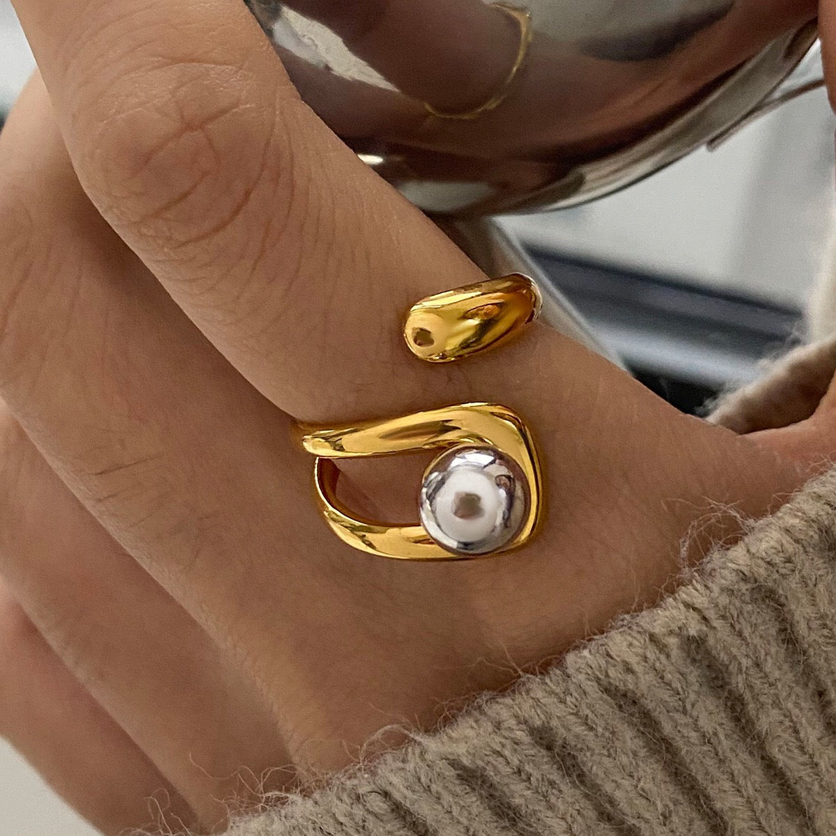 18K Gold and Silver Two Tone Single Point Statement Cuff Ring
