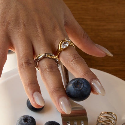 18K Gold Allure Abstract Geometric CZ Cocktail Ring