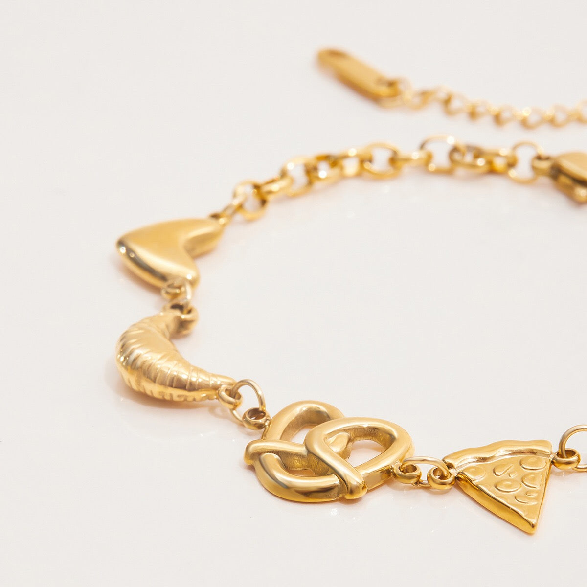 18K Gold Afternoon Tea Heart Chain Bracelet Stack