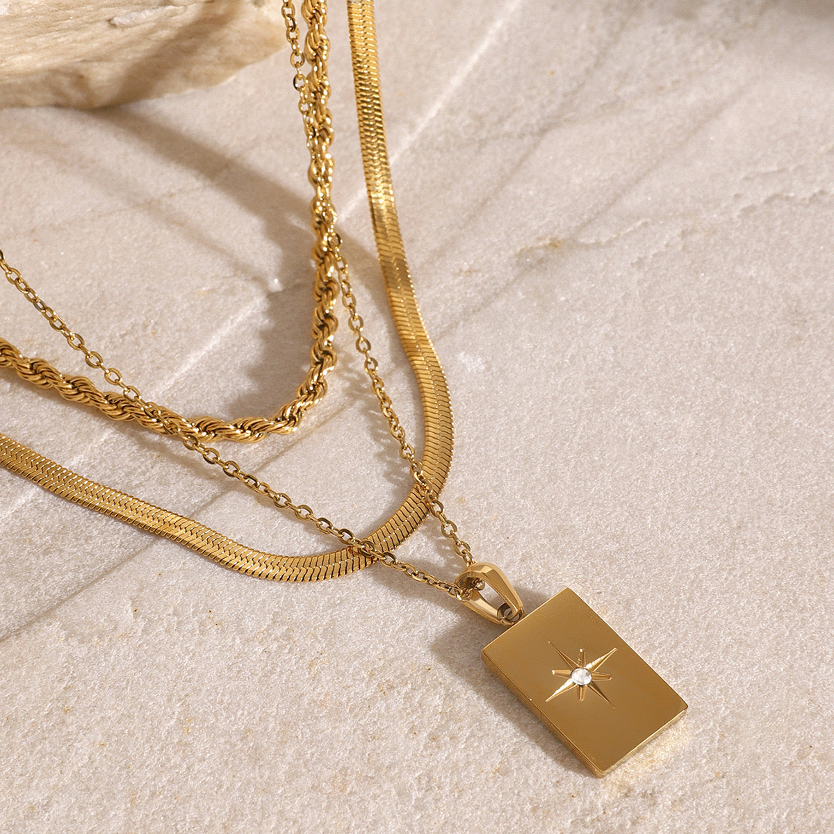 18K Gold Starburst Pendant Herringbong Snake Rope Chain Layered Necklace