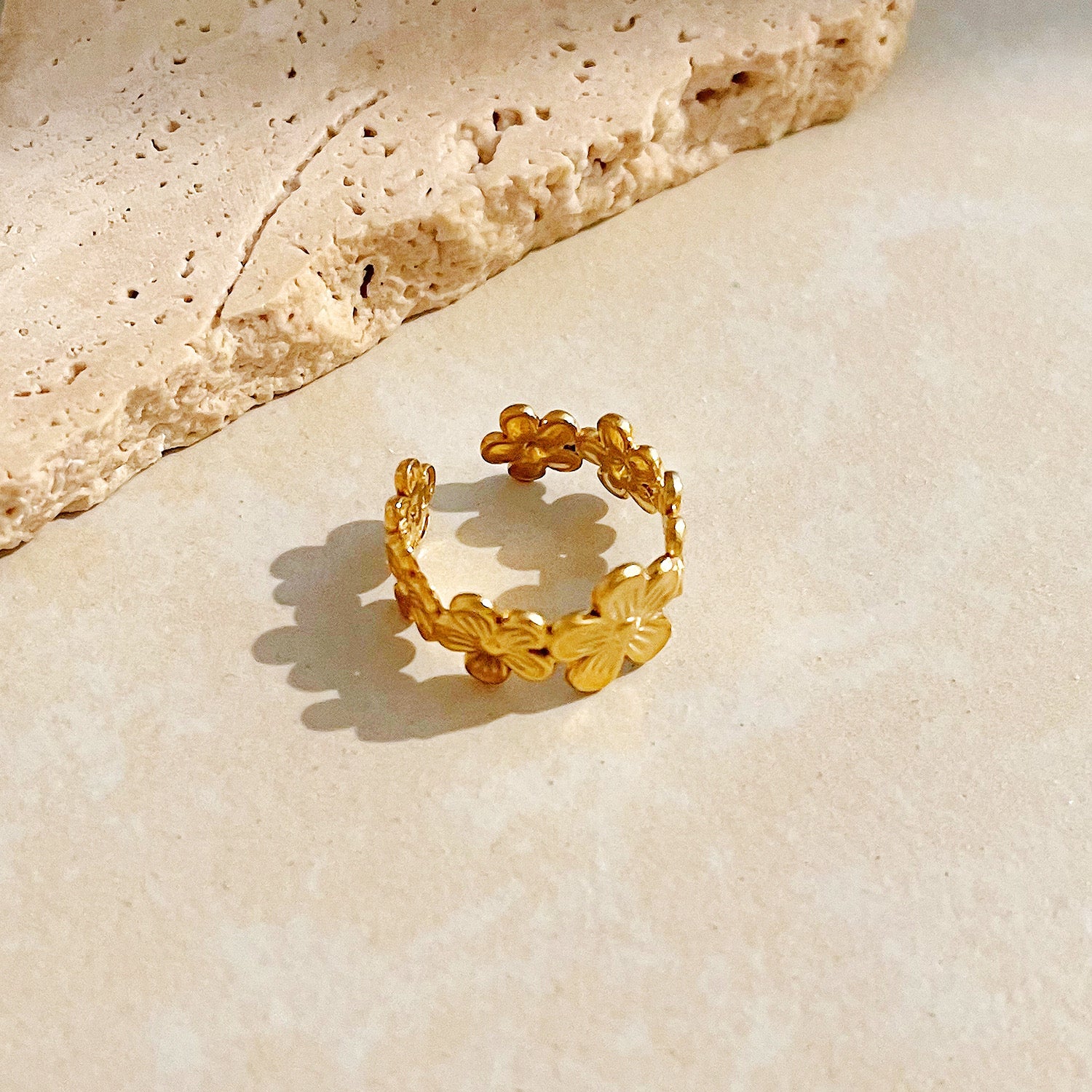 18K Gold Cherry Blossom Flower Band Ring