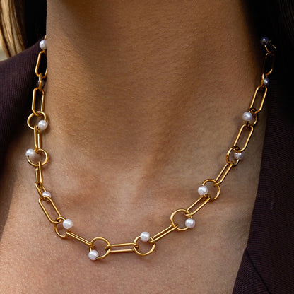 18K Gold Modern Loop Pearl Circle Chain Necklace