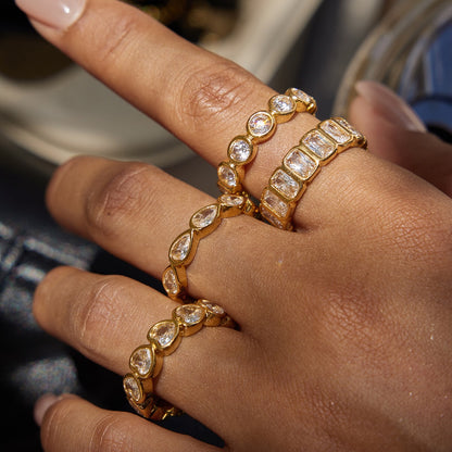 18K Gold Extra Shine Heart Eternity Tennis Ring