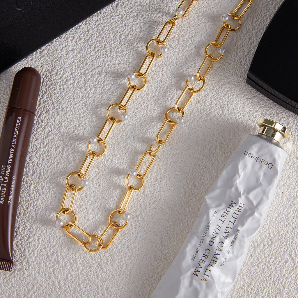 18K Gold Modern Loop Pearl Circle Chain Necklace
